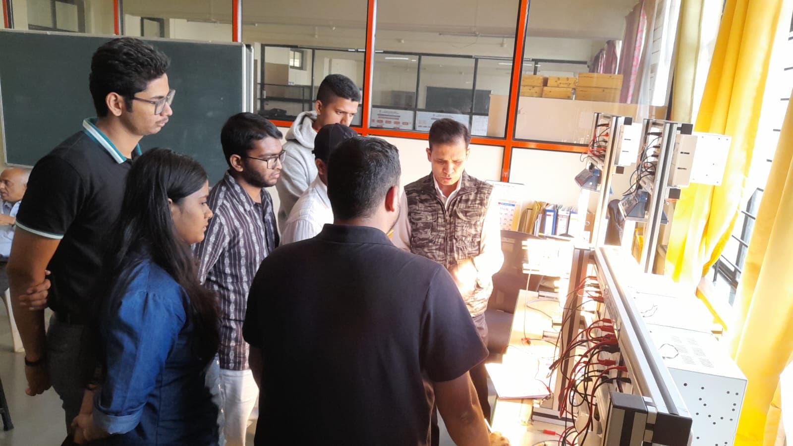 MMCOE Pune Technical Events photo 31